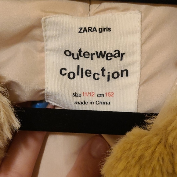 ✨️ Host Pick ✨️ Zara girls fur vest Size 11 -12 - Picture 3 of 3
